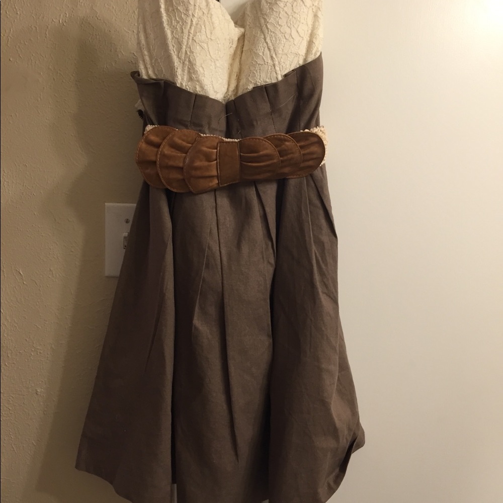 Brown strapless dress